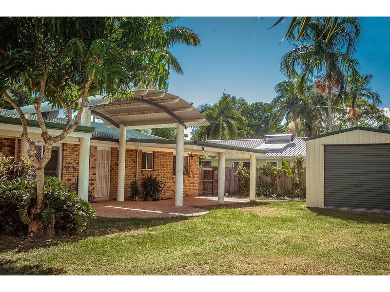 6 Nilsson Court, Bucasia QLD 4750