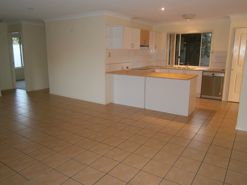 4 Statesman Circuit, Sippy Downs QLD 4556