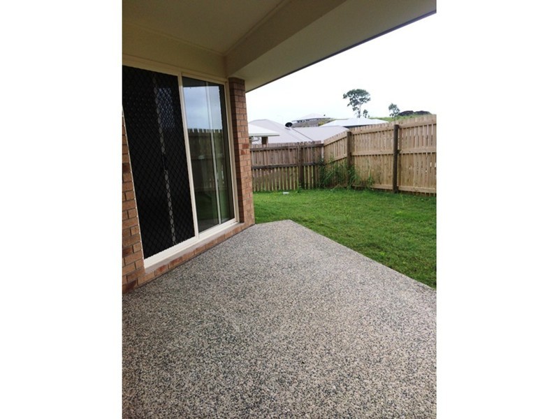 66 Dawson Boulevard, Rural View QLD 4740