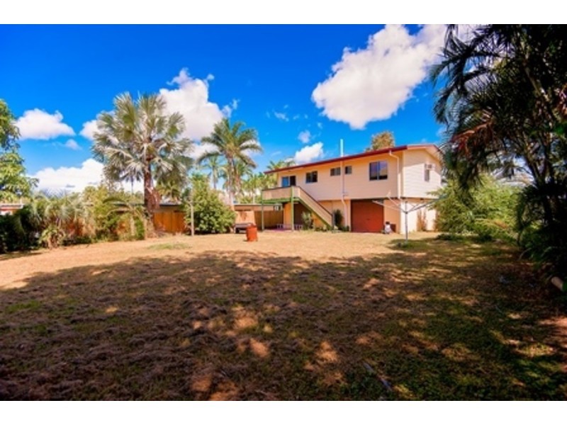 6 Christensen Street, Bucasia QLD 4750