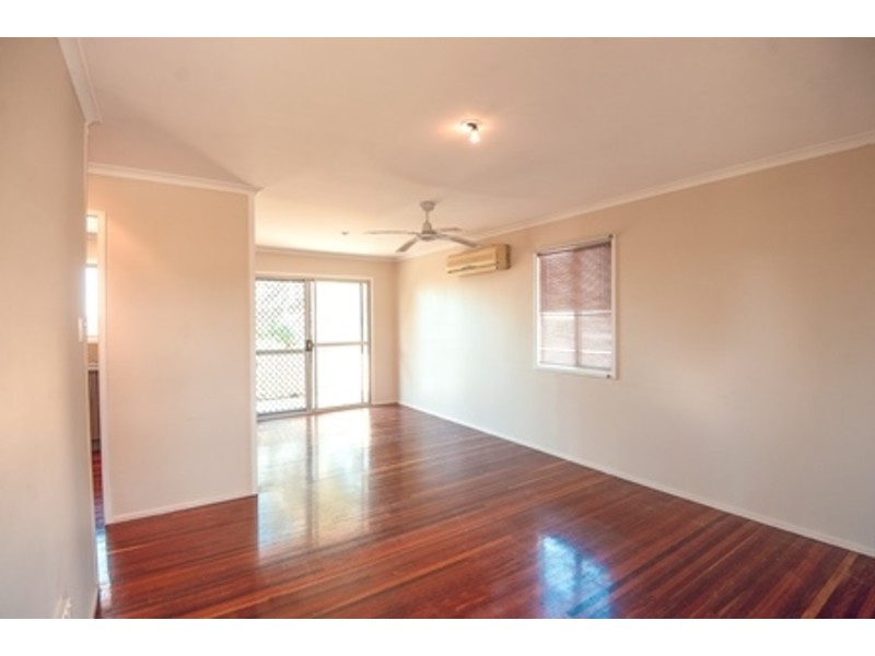 6 Christensen Street, Bucasia QLD 4750