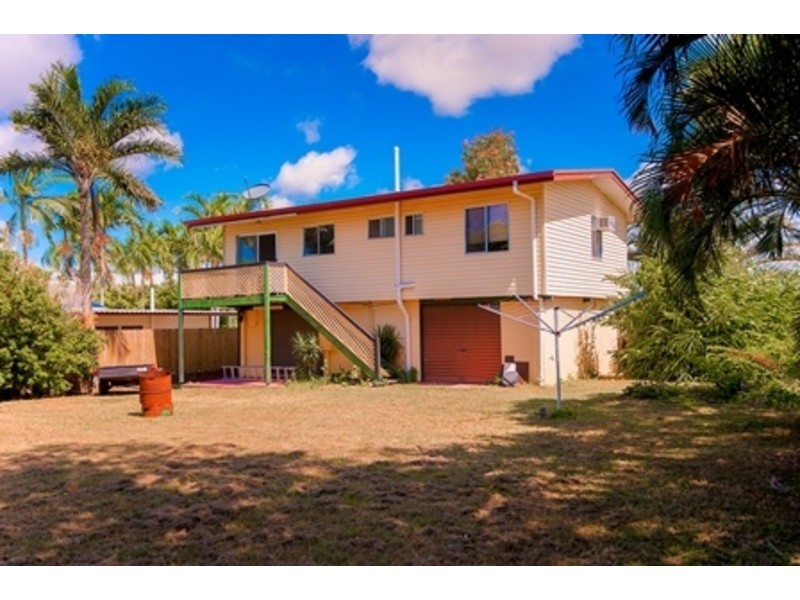 6 Christensen Street, Bucasia QLD 4750