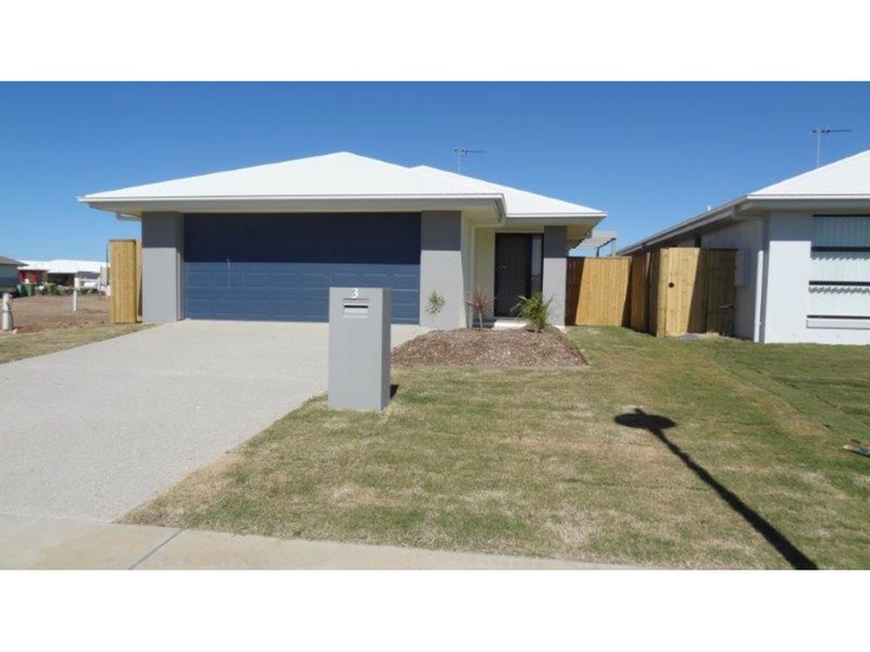 3 Henley Close, Blacks Beach QLD 4740