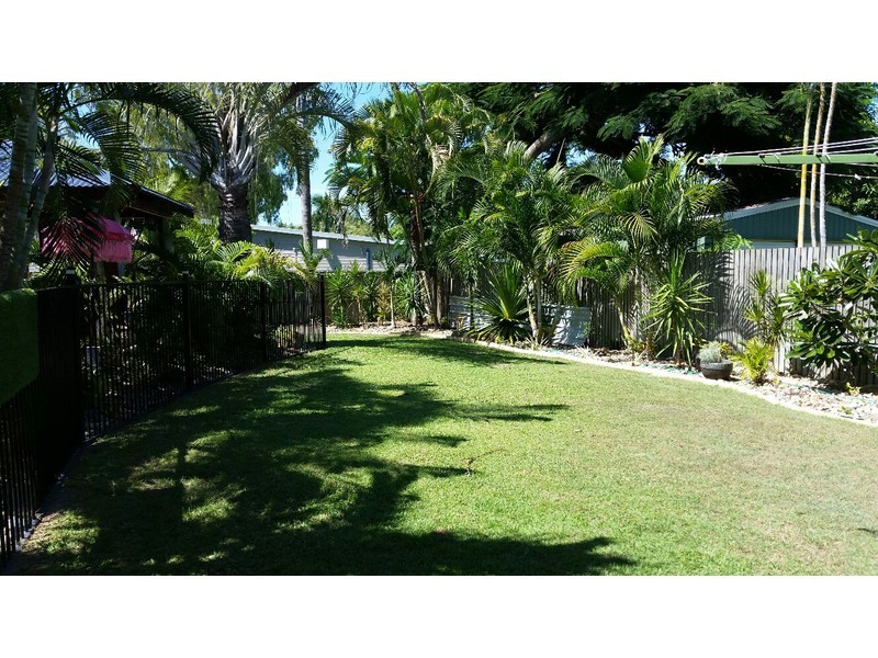 40 Shoal Point Road, Bucasia QLD 4750