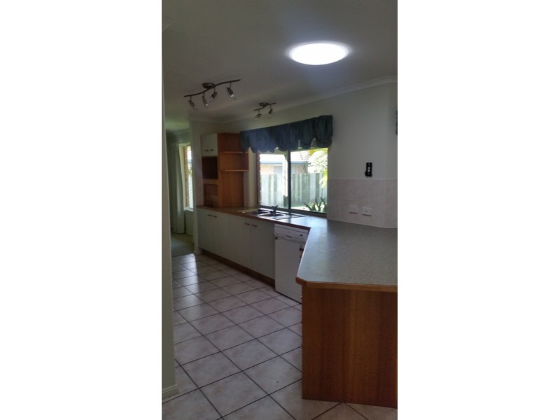 5 Middlespring Court, Sippy Downs QLD 4556