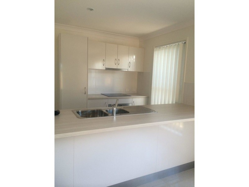 7 Henley Close, Blacks Beach QLD 4740