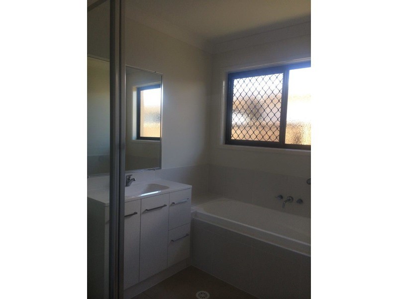 7 Henley Close, Blacks Beach QLD 4740