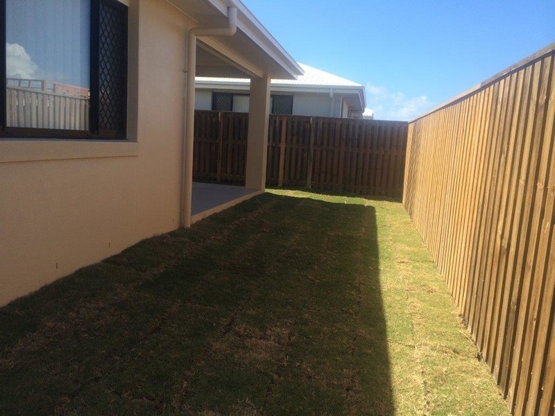 7 Henley Close, Blacks Beach QLD 4740