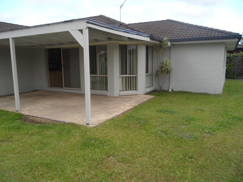 4 Oakdale Drive, Sippy Downs QLD 4556