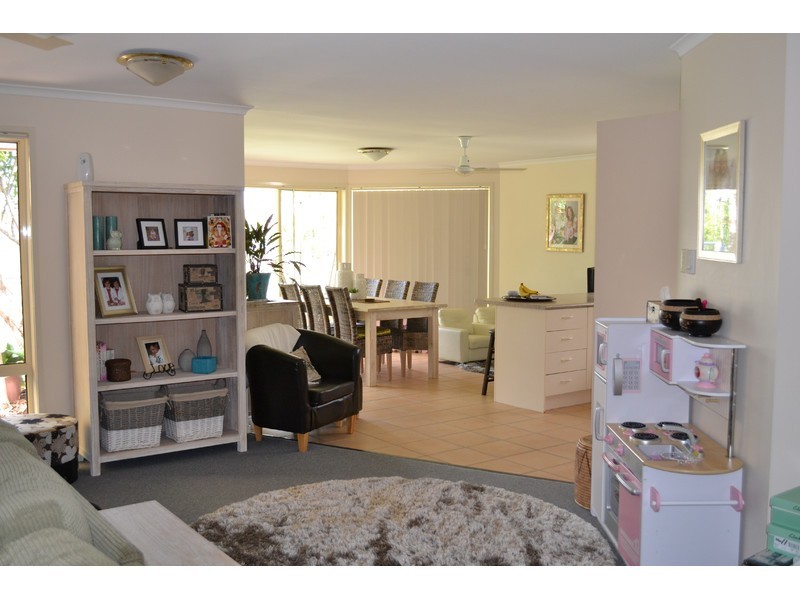 2 Sorbonne Close, Sippy Downs QLD 4556