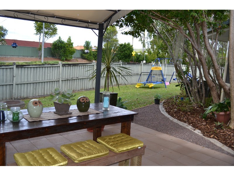2 Sorbonne Close, Sippy Downs QLD 4556