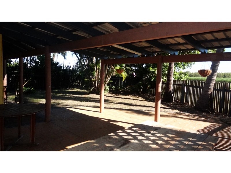 27 Old Shoal Point Road, Bucasia QLD 4750