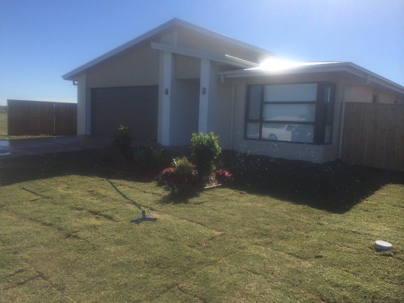 70 Commander Parade, Shoal Point QLD 4750