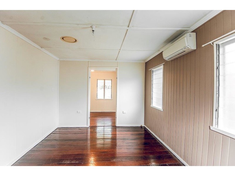 28 Waverley Street, Bucasia QLD 4750