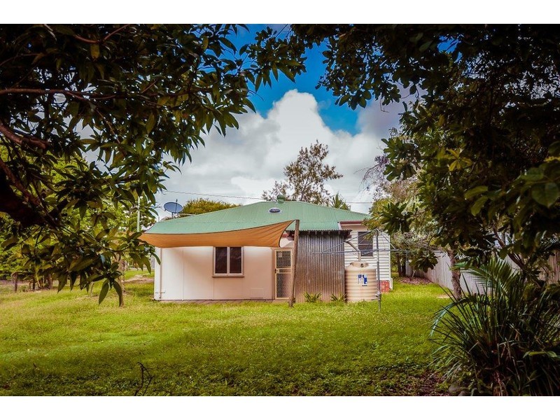 28 Waverley Street, Bucasia QLD 4750