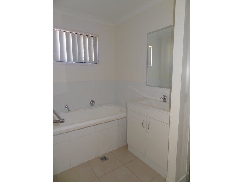 10 Warilla View, Blacks Beach QLD 4740