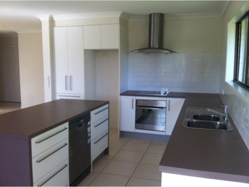 10 Dana Court, Palmwoods QLD 4555