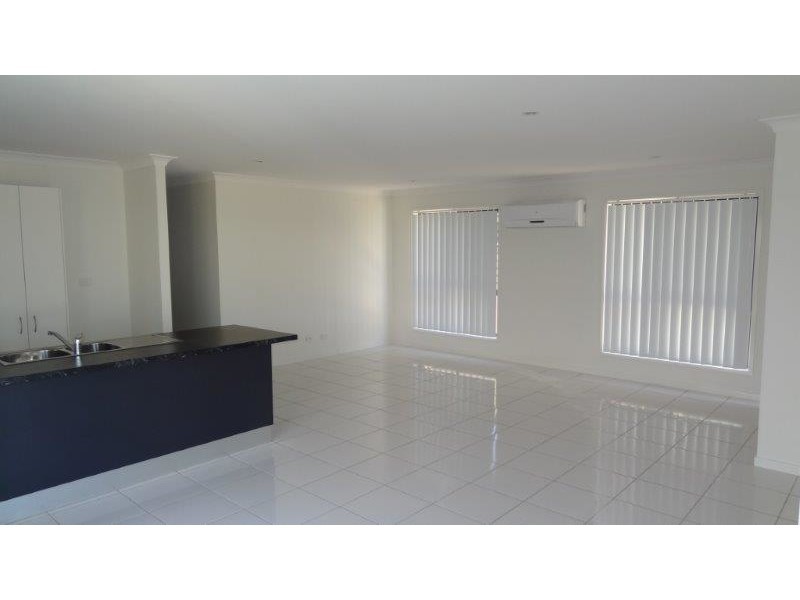 14 Esperance Avenue, Blacks Beach QLD 4740