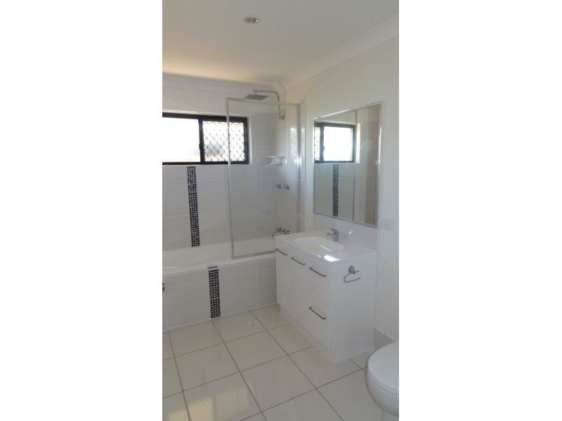 14 Esperance Avenue, Blacks Beach QLD 4740