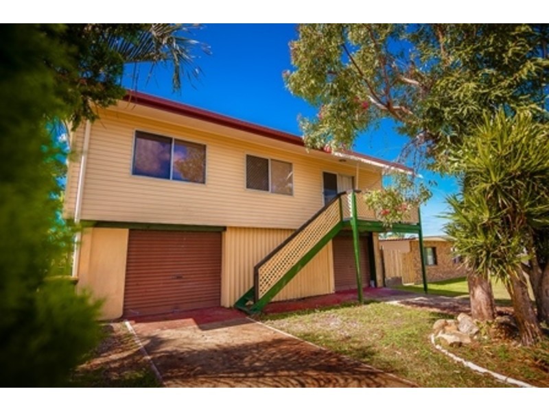 6 Christensen Street, Bucasia QLD 4750