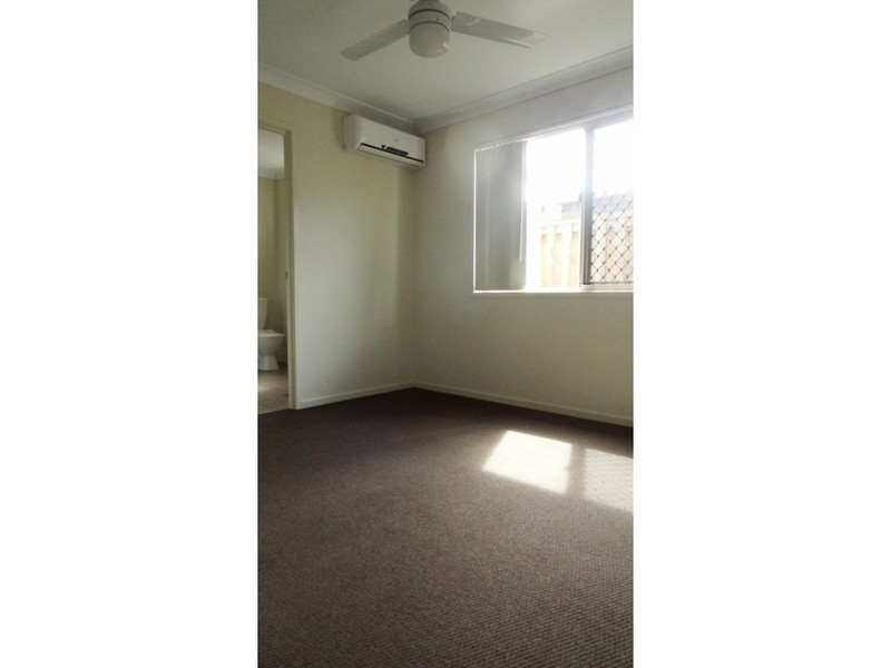 4 Holloways Court, Blacks Beach QLD 4740