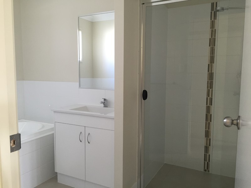 68 Scarborough Circuit, Blacks Beach QLD 4740