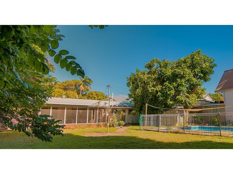56 Edmonds Street, Bucasia QLD 4750