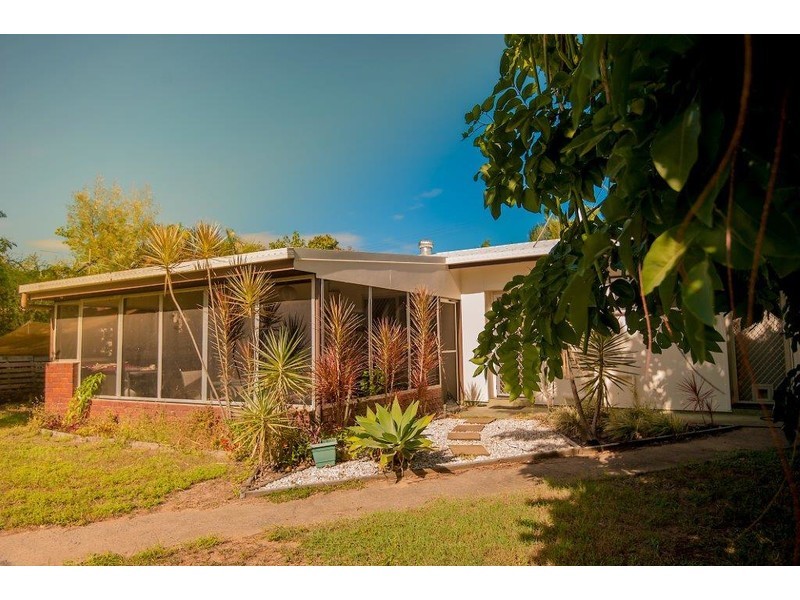 56 Edmonds Street, Bucasia QLD 4750