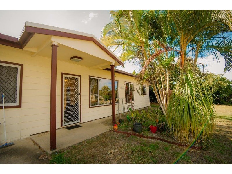 56 Edmonds Street, Bucasia QLD 4750