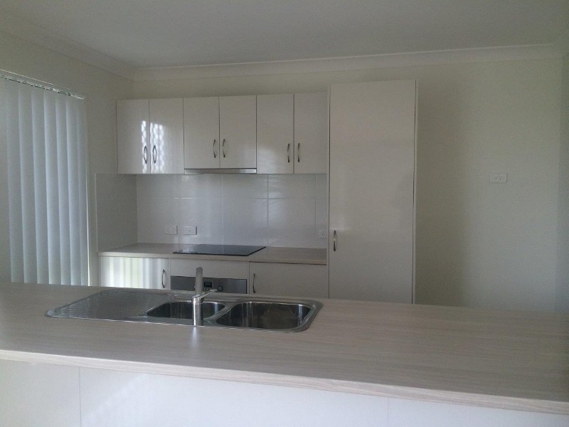 176 Whitehaven Drive, Blacks Beach QLD 4740