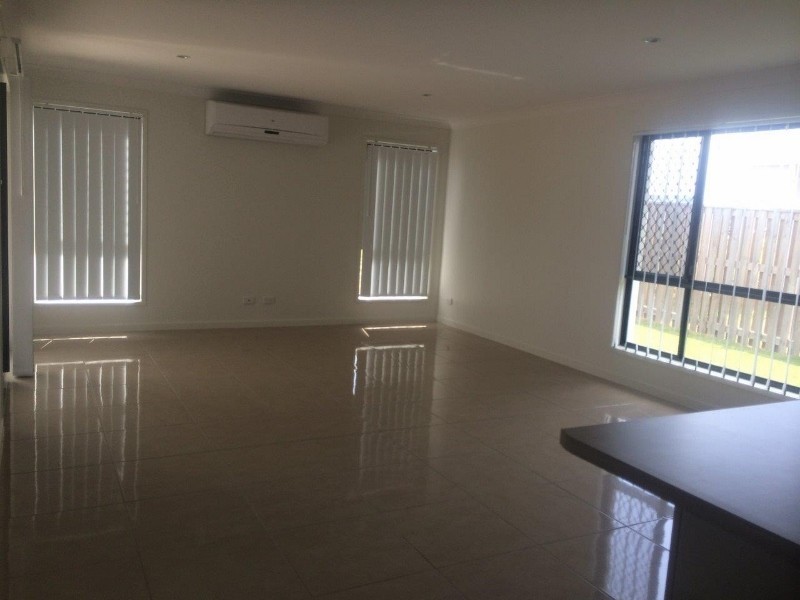 176 Whitehaven Drive, Blacks Beach QLD 4740