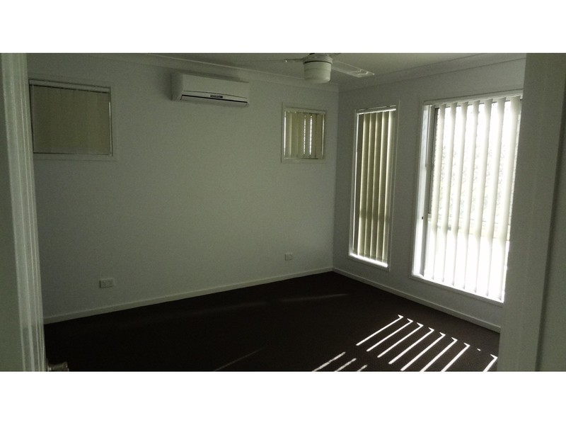 7 Elgans Parade, Rural View QLD 4740