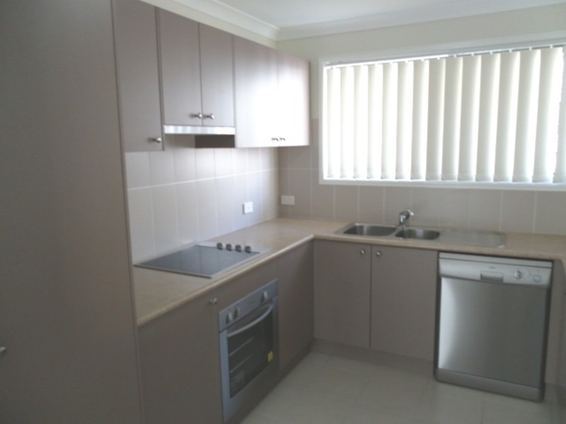 4 Silvereye Street, Sippy Downs QLD 4556