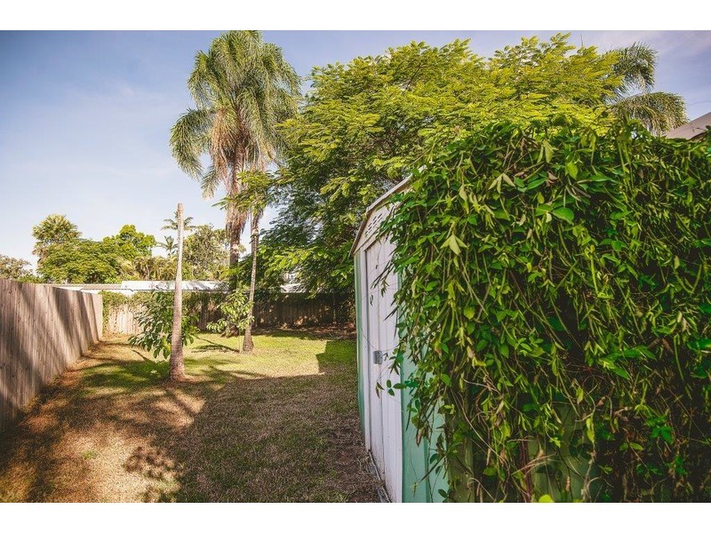 5 Downie Avenue, Bucasia QLD 4750