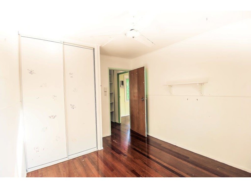 5 Downie Avenue, Bucasia QLD 4750