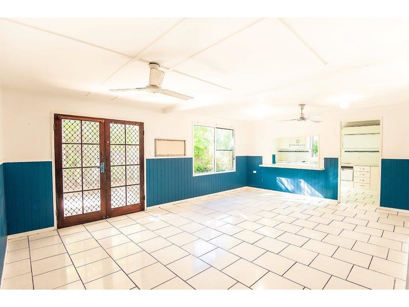 5 Downie Avenue, Bucasia QLD 4750