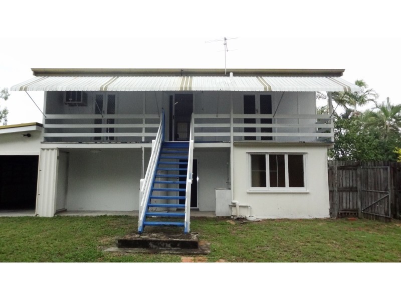 84 Waverley Street, Bucasia QLD 4750