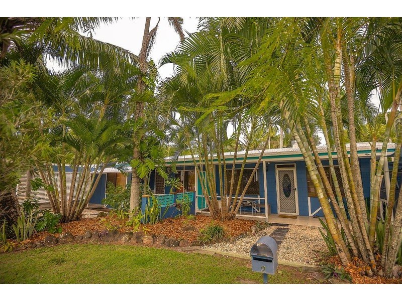 37 Edmonds Street, Bucasia QLD 4750