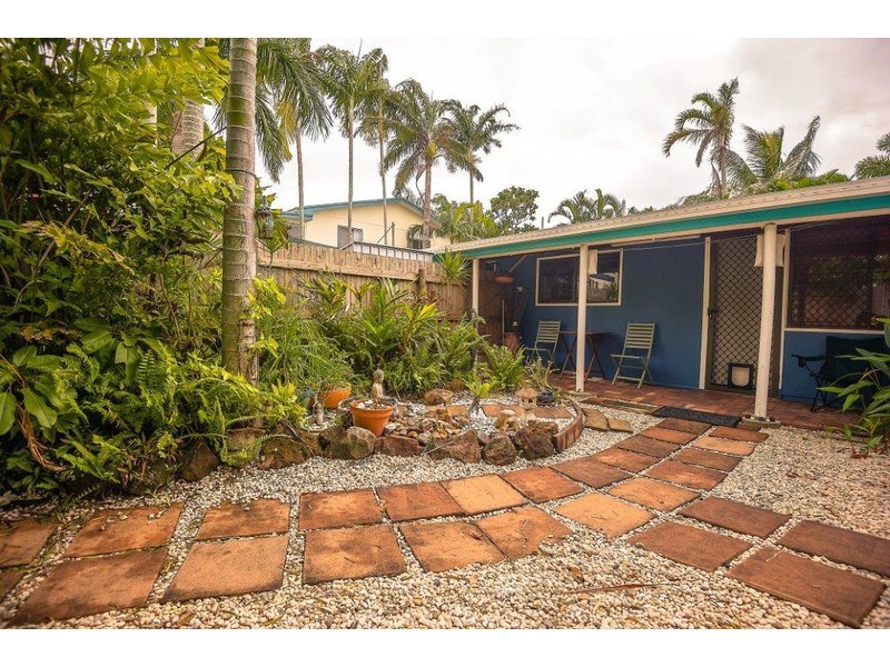 37 Edmonds Street, Bucasia QLD 4750