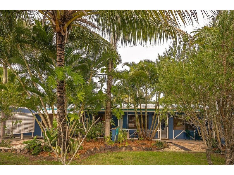 37 Edmonds Street, Bucasia QLD 4750