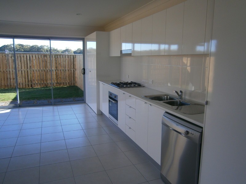 2/97 Creekwood Avenue, Meridan Plains QLD 4551