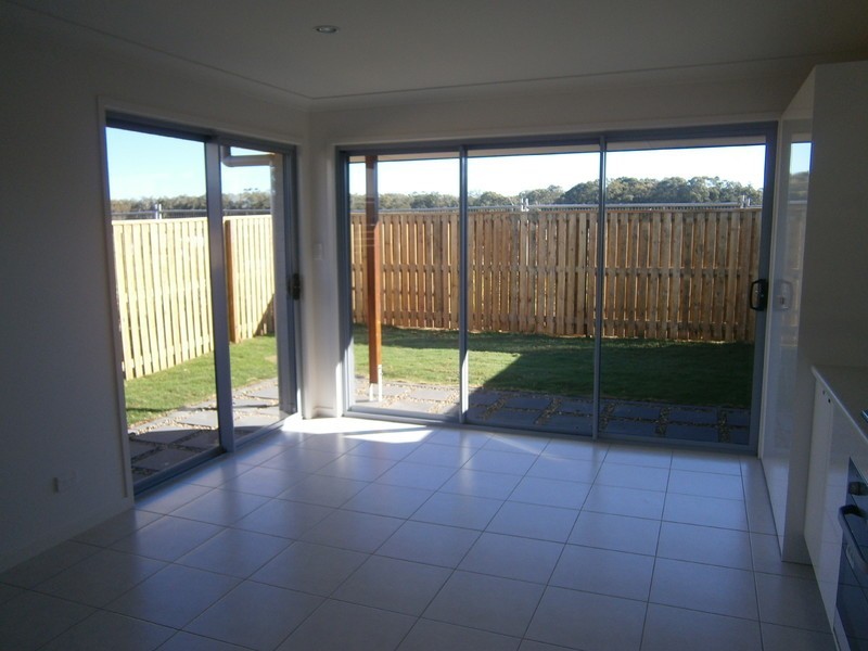 2/97 Creekwood Avenue, Meridan Plains QLD 4551