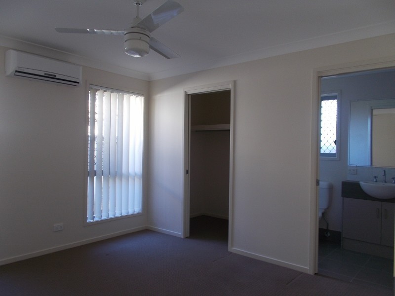 69 Newport Parade, Blacks Beach QLD 4740