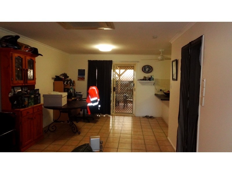 2 Michelle Crescent, Bucasia QLD 4750