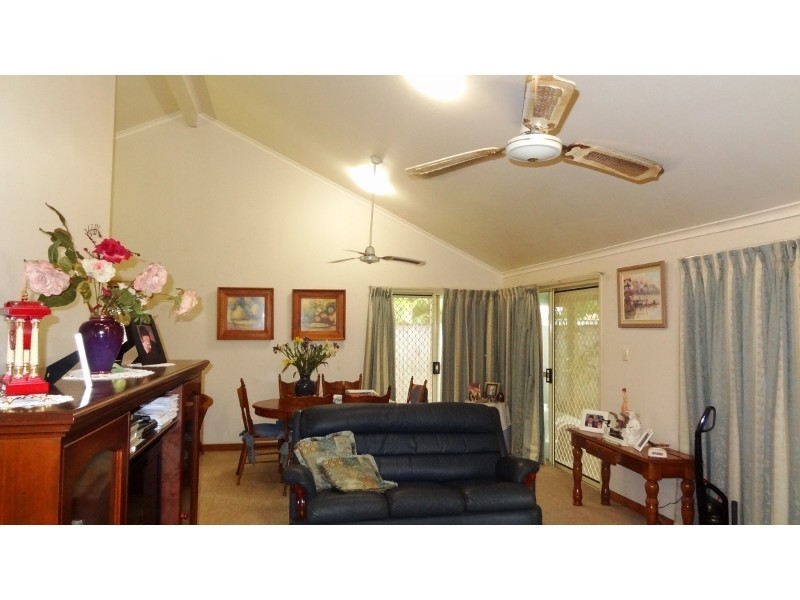 2/14 Waverley Street, Bucasia QLD 4750