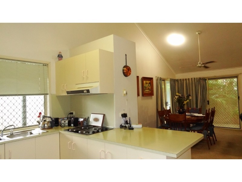 2/14 Waverley Street, Bucasia QLD 4750