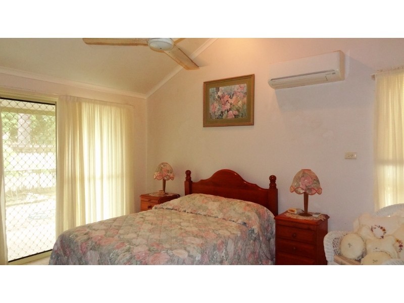 2/14 Waverley Street, Bucasia QLD 4750