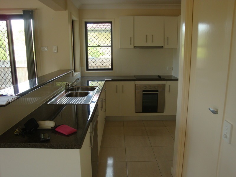 2/5 Mary Street, Caboolture QLD 4510