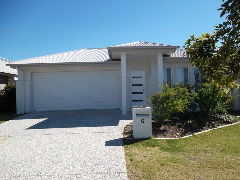 6 Wake Court, Birtinya QLD 4575