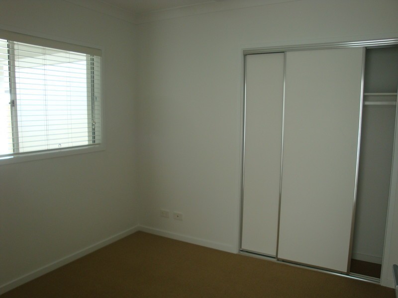 6 Wake Court, Birtinya QLD 4575